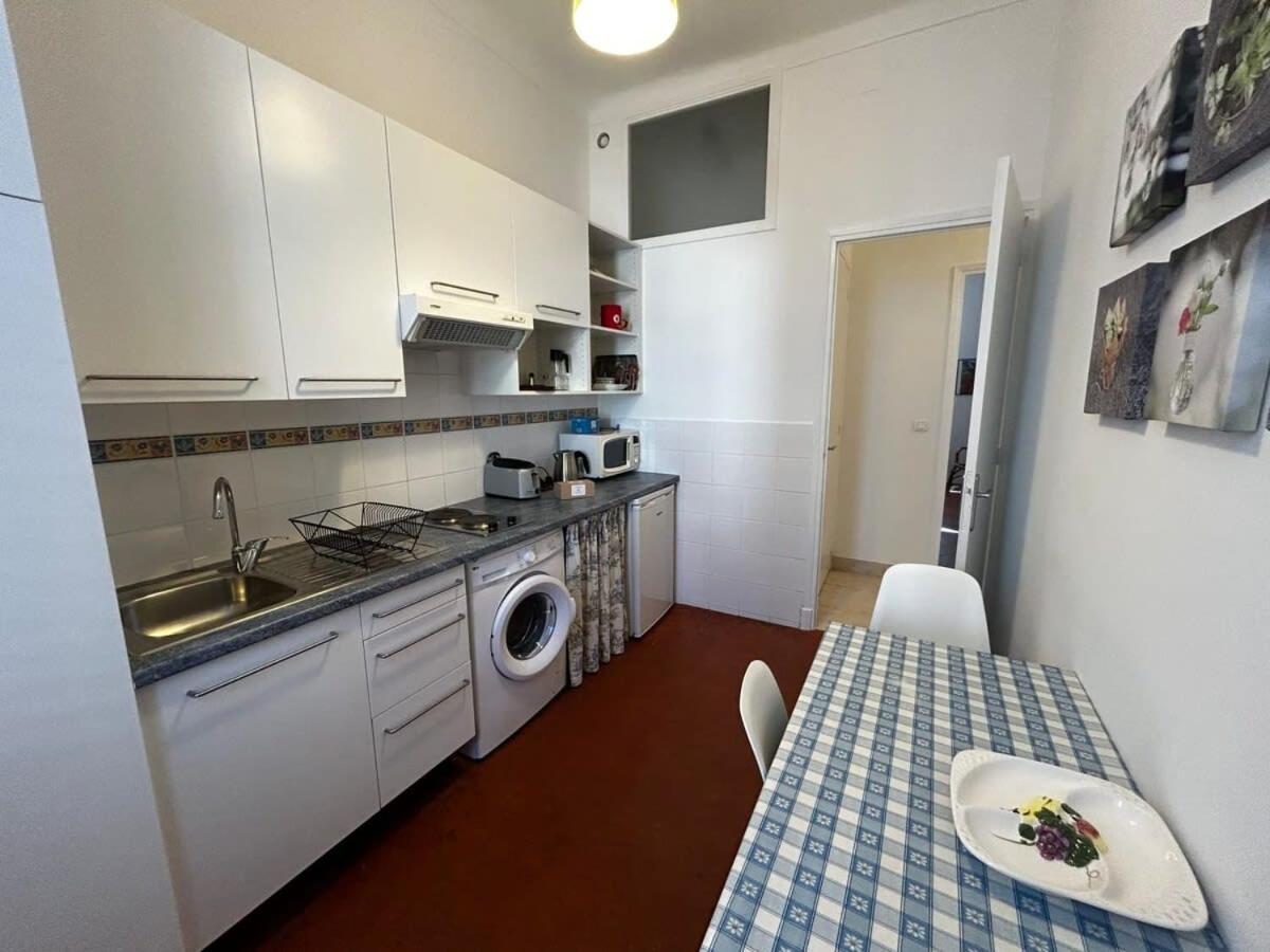 A004 - Bright Rue D'antibes At 300m From Croisette Appartement